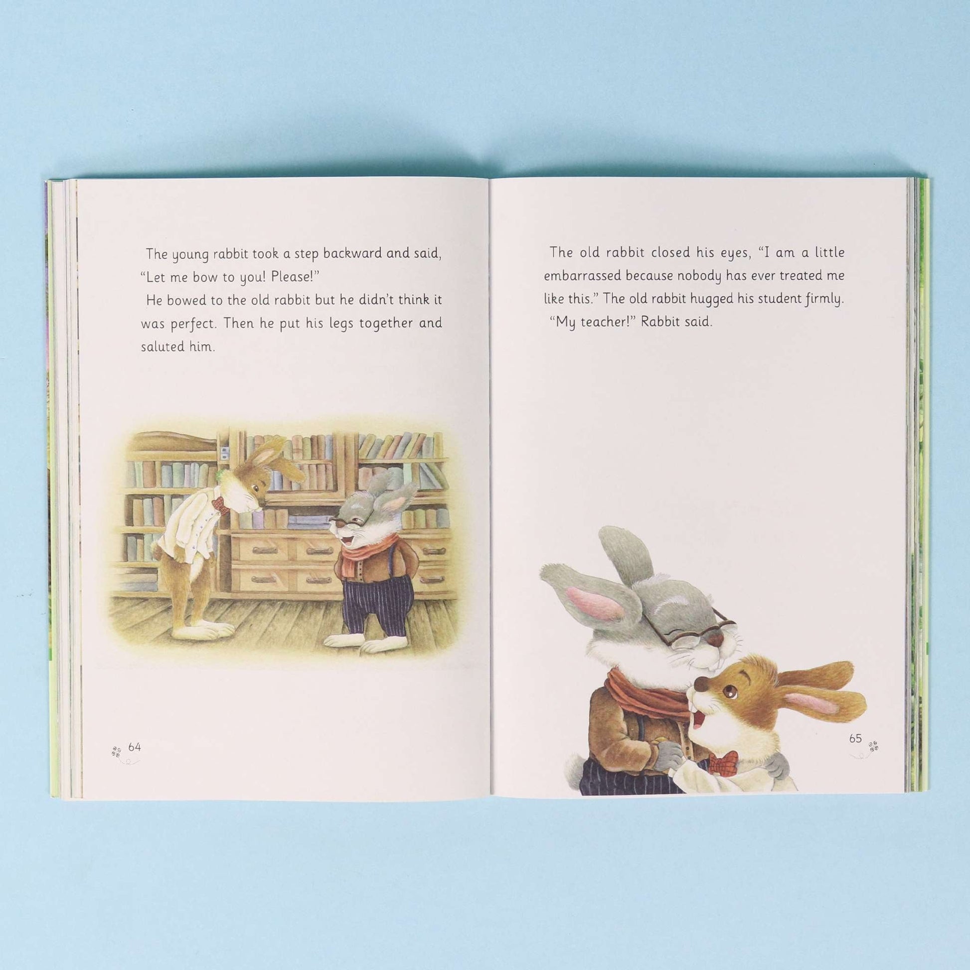 Interior pages from the book "Memories of the Queen Cat," showing the text and illustrations.

